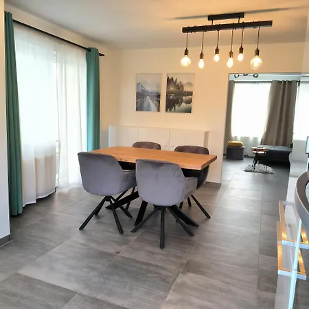 アパート Modern 1br W King Size, Only 5 Min To Rab ラムシュタイン・ミーゼンバッハ